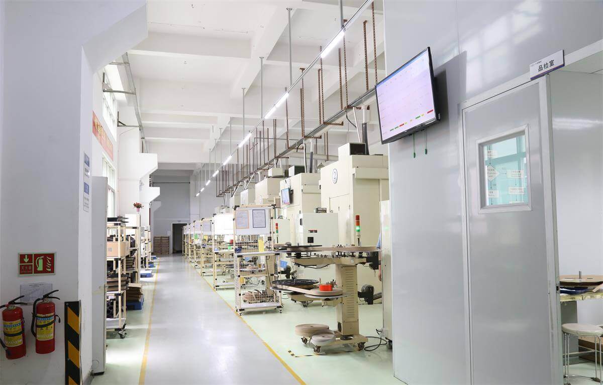 選擇五金沖壓件材料考慮的方面